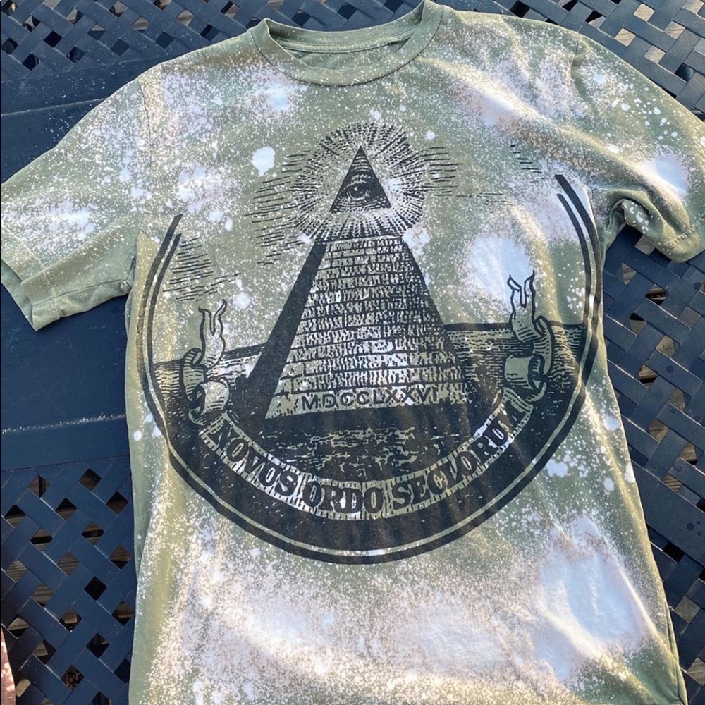 *SOLD VIA INSTAGRAM* Custom Bleach Tee